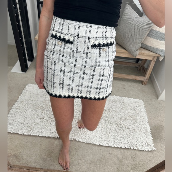 Amazon White & Black Chic Tweed Mini Skirt with Pocket Details Winter Holiday S - Picture 4 of 10